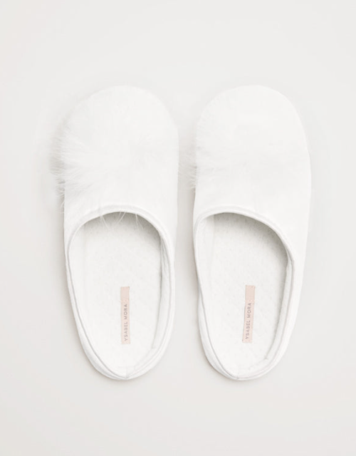 Zapatillas de novia  plumas marabú blancas Ysabel Mora